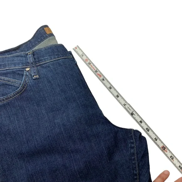 Wrangler Low Rise Boot Cut Women’s Jeans Size 14 - Picture 10 of 11